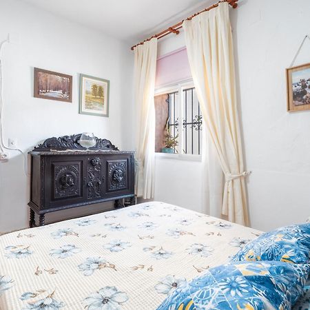 בית הארחה Navarrés 	Casa Raton Perez מראה חיצוני תמונה